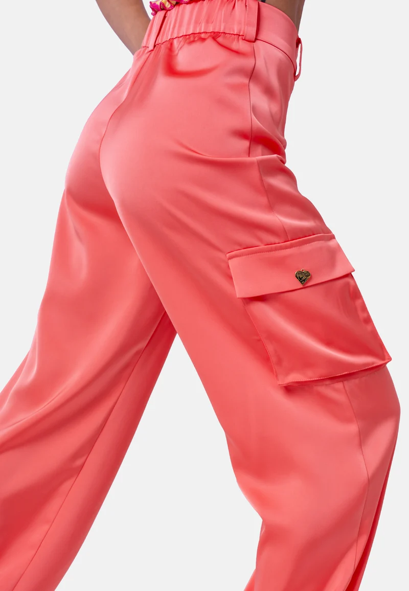 Fließende High-Waist-Hose mit weitem Bein in Koralle | Birds of Wild Grace by Birds of Love