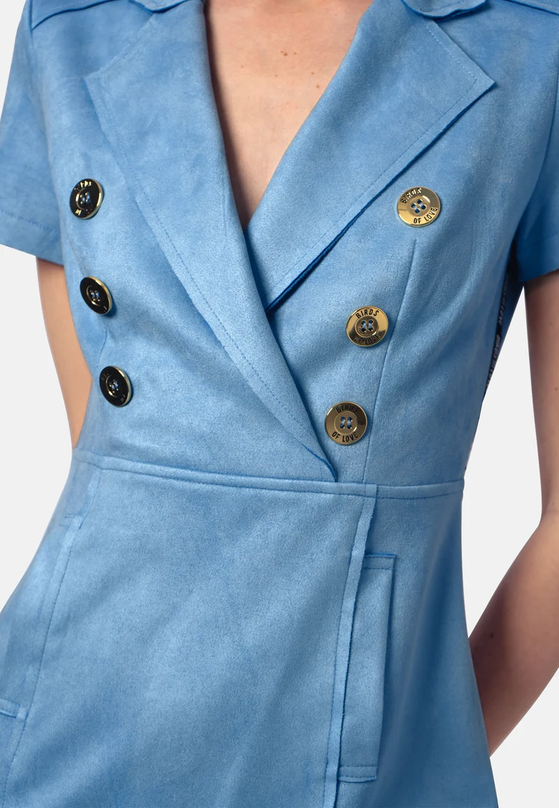 Eisblaues Minikleid aus veganem Ökoleder