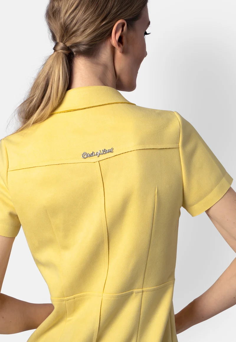 Sonnengelbes Minikleid aus veganem Ökoleder