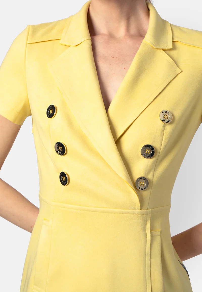 Sonnengelbes Minikleid aus veganem Ökoleder