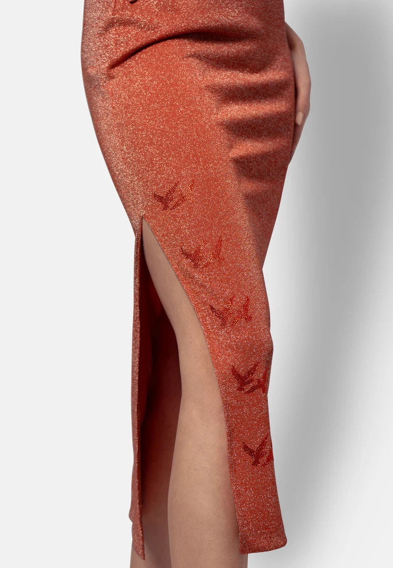 Pfirsichfarbenes Viskose-Jersey-Midikleid
