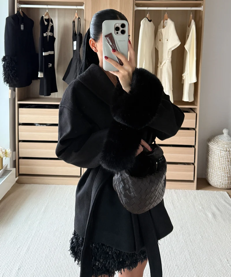Jacke mit Felldetails Loona Schwarz
