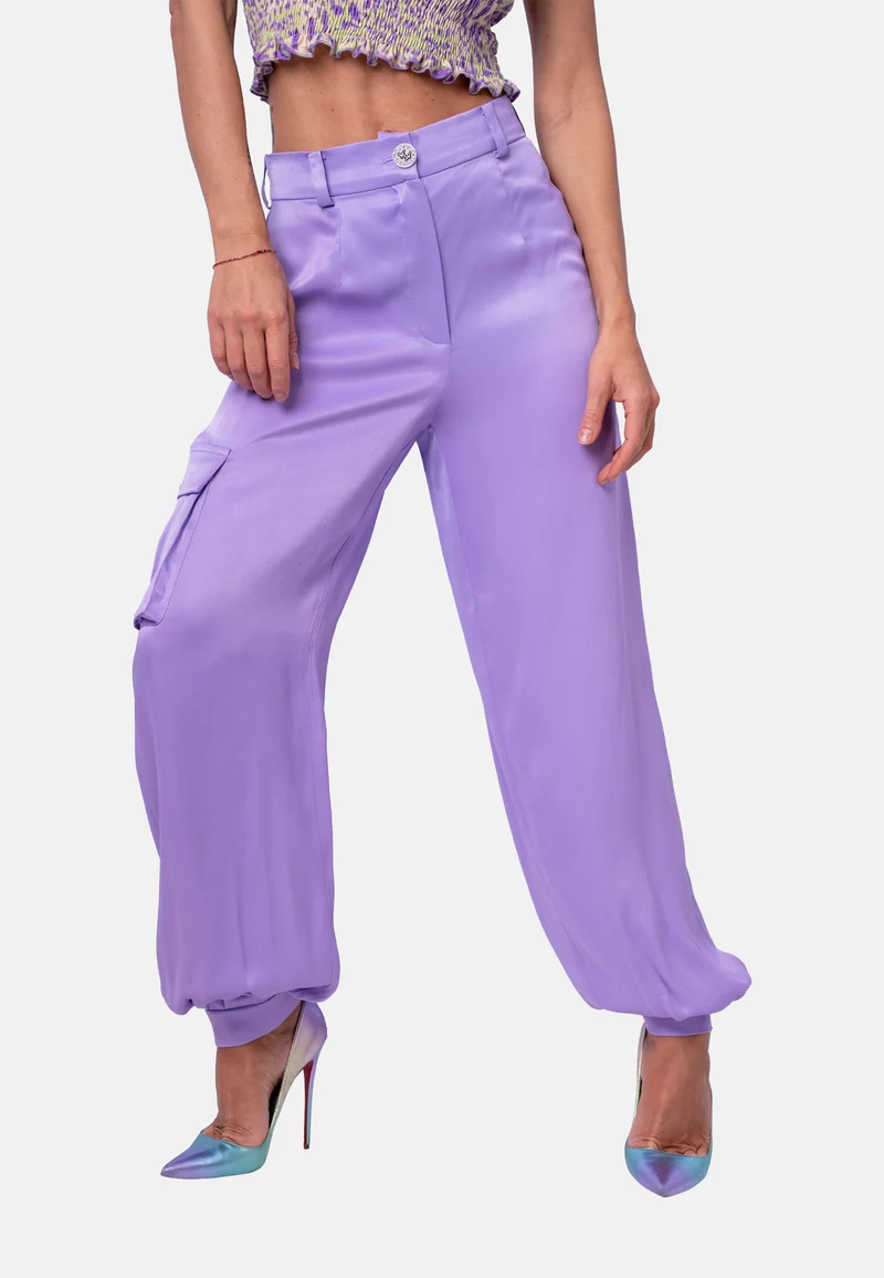 Fließende High-Waist-Hose mit weitem Bein in Flieder | Birds of Wild Grace by Birds of Love