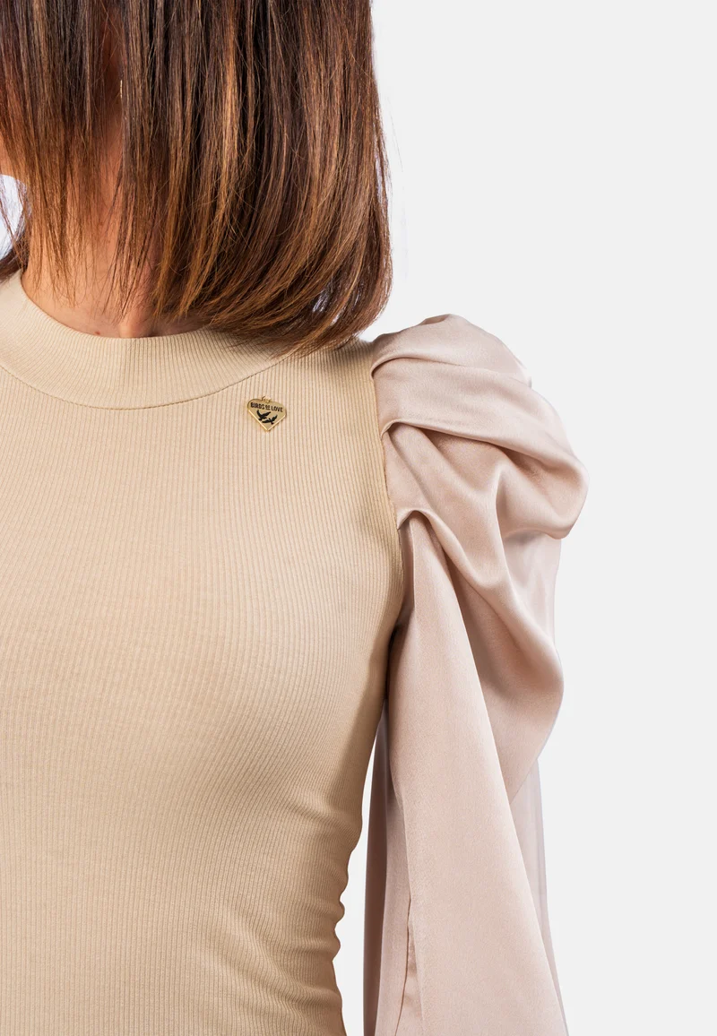 Romantisches Top mit Satin-Ärmeln | Elegantes Oberteil