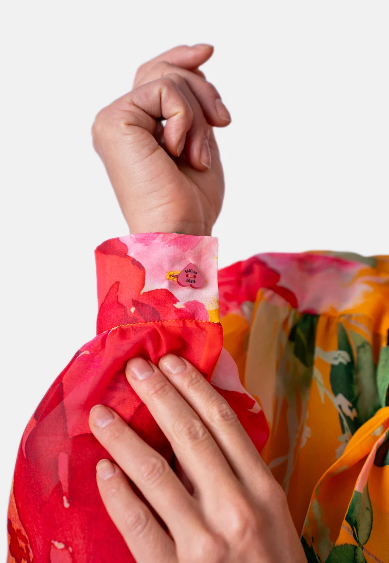Bluse mit Schleife und Blumenprint in Gelb | Jardin by Birds of Love
