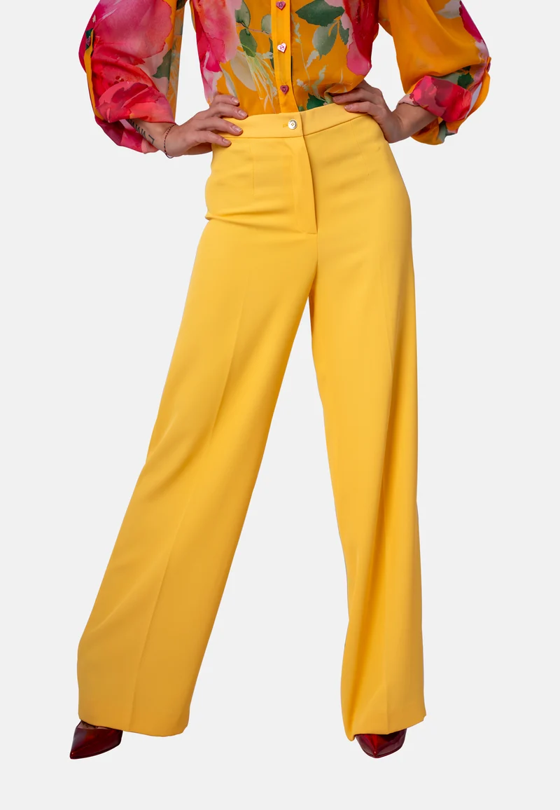 Weite Stoffhose in Gelb | Jardin by Birds of Love
