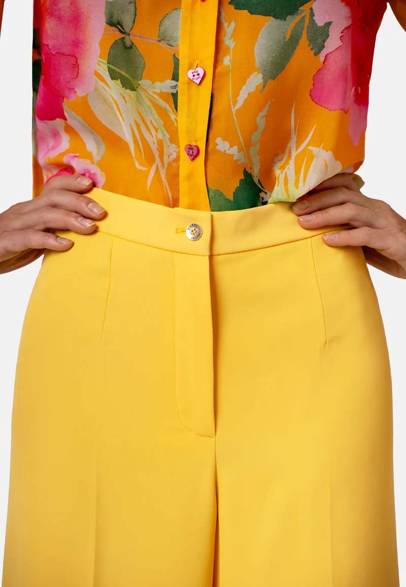 Weite Stoffhose in Gelb | Jardin by Birds of Love