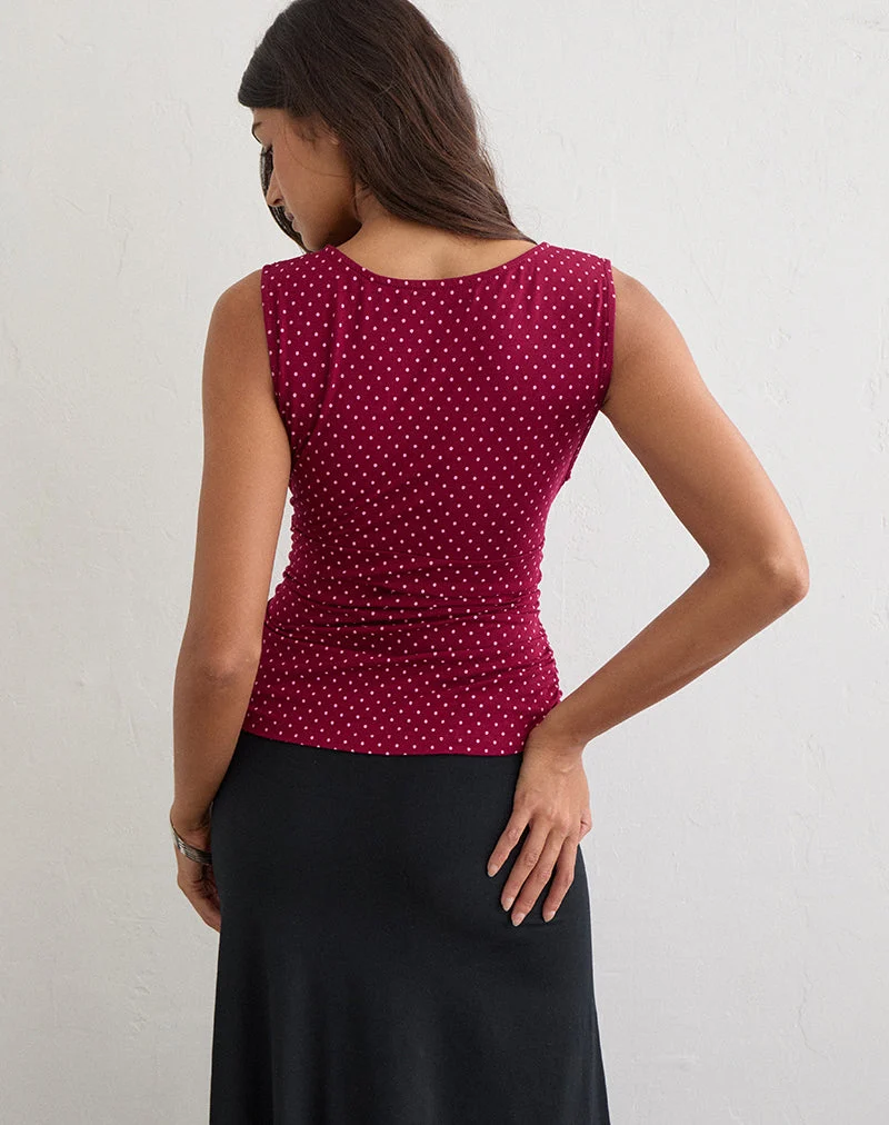 Lycia Plunge-Top in Weinrot mit rosa Mikro-Polka-Print