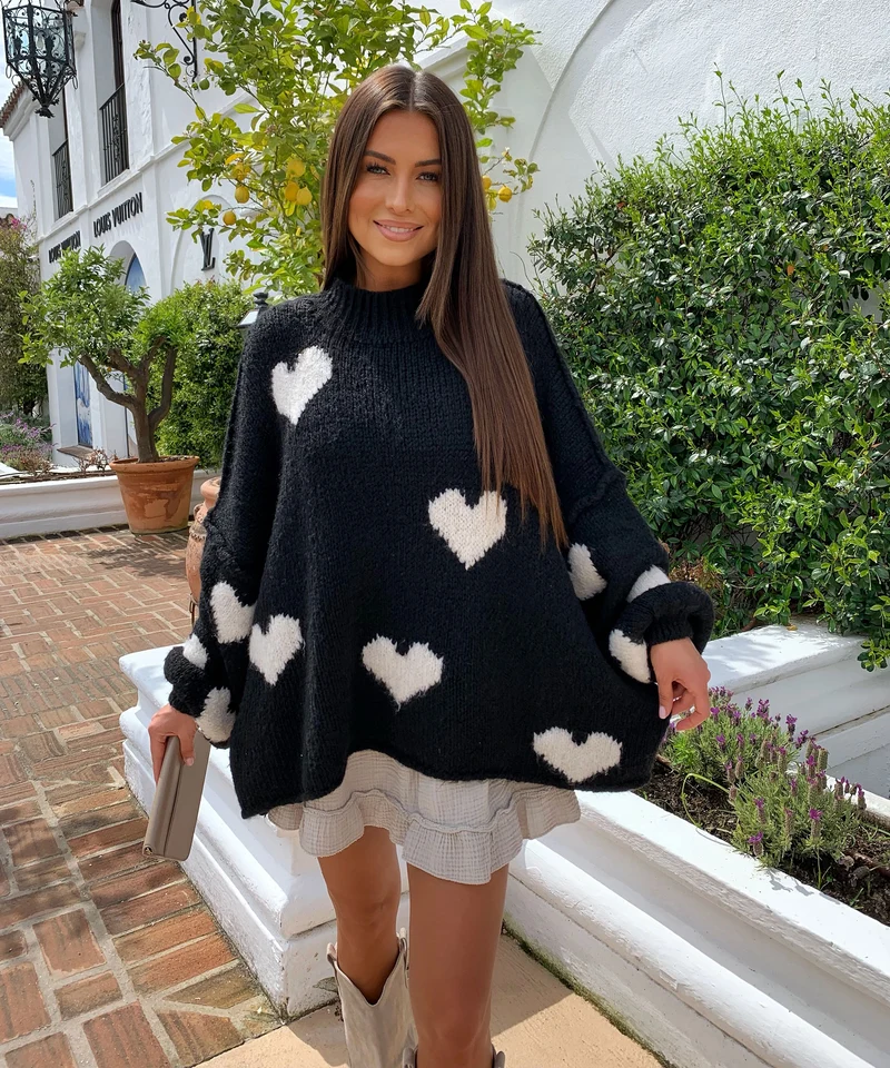 Oversize Pullover Nata Herz Schwarz Beige