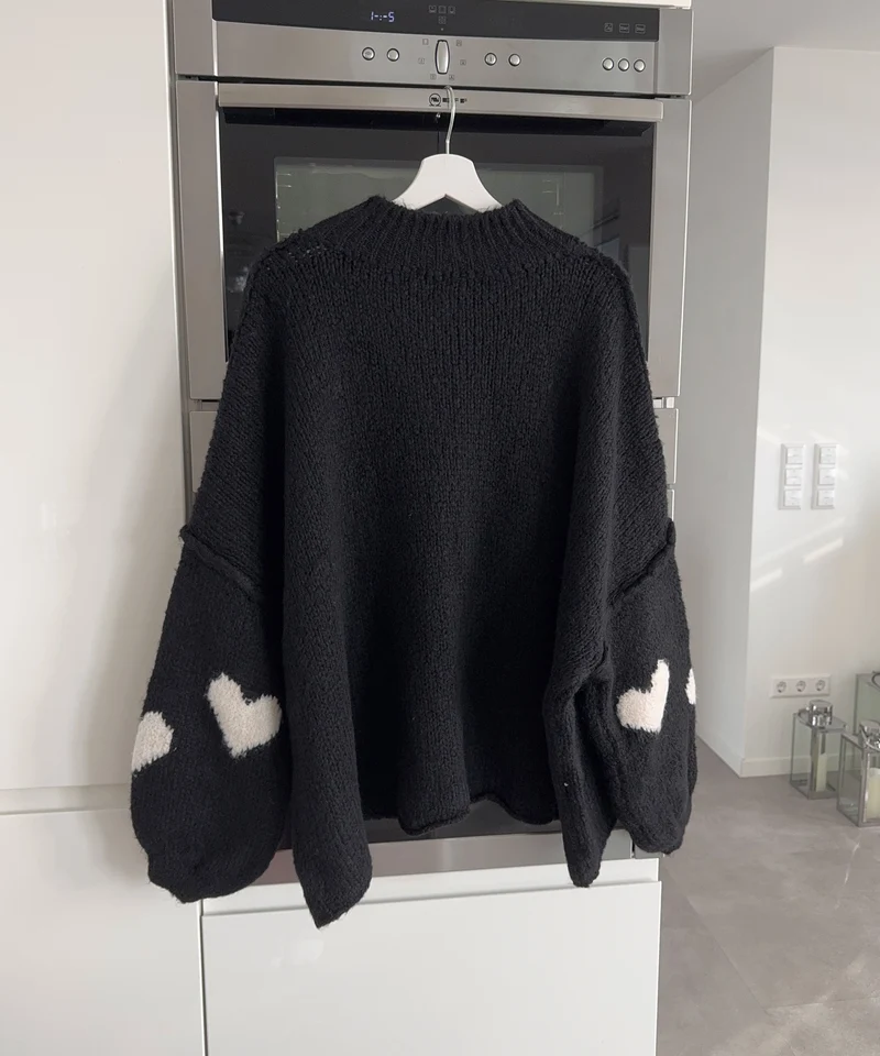 Oversize Pullover Nata Herz Schwarz Beige
