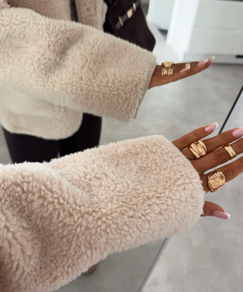 Teddy Jacke Anea Beige