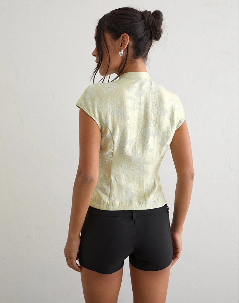 Hanna-Oberteil mit asymmetrischen Knöpfen aus Jacquard in Salbeigrün