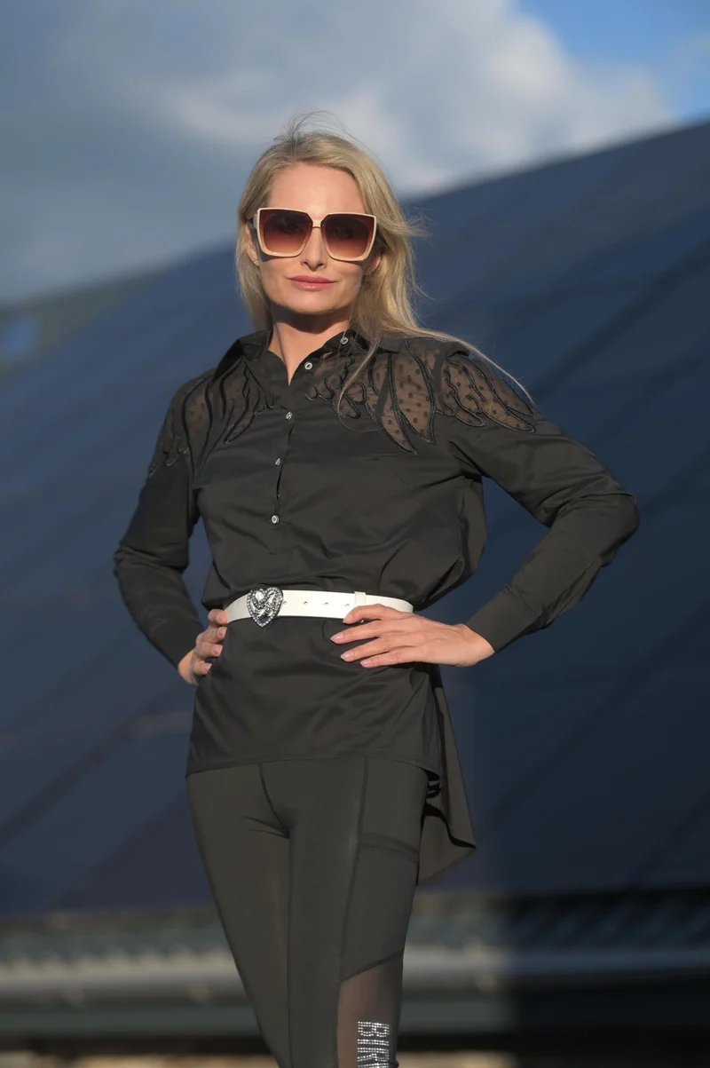 Elegante Hemdbluse 'On the wings' mit Stehkragen | Klassische Damenbluse