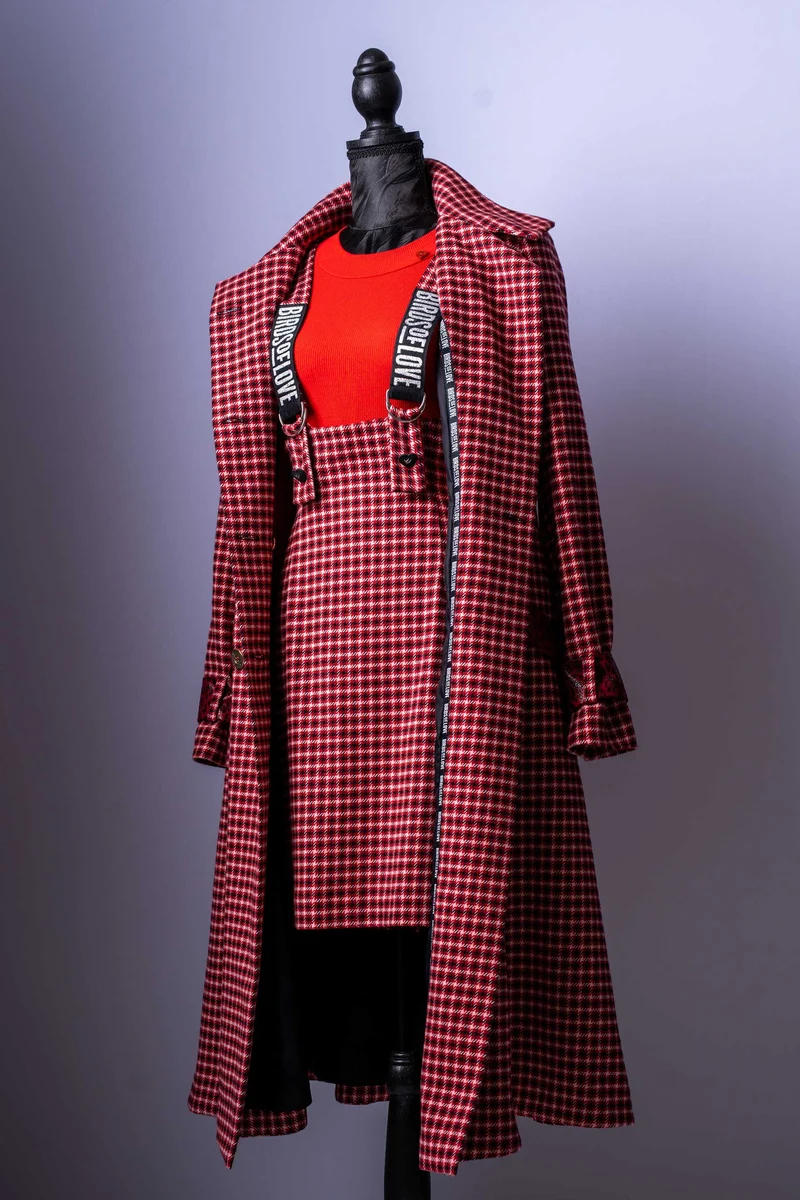Damen-Outfit 2-Teiler | Latzkleid mit Karomuster | Puffärmel-Oberteil