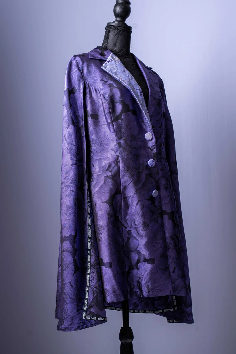 Eleganter Damen-Blazer | Violetter Cape-Stil | Jacquard mit Blumenmuster