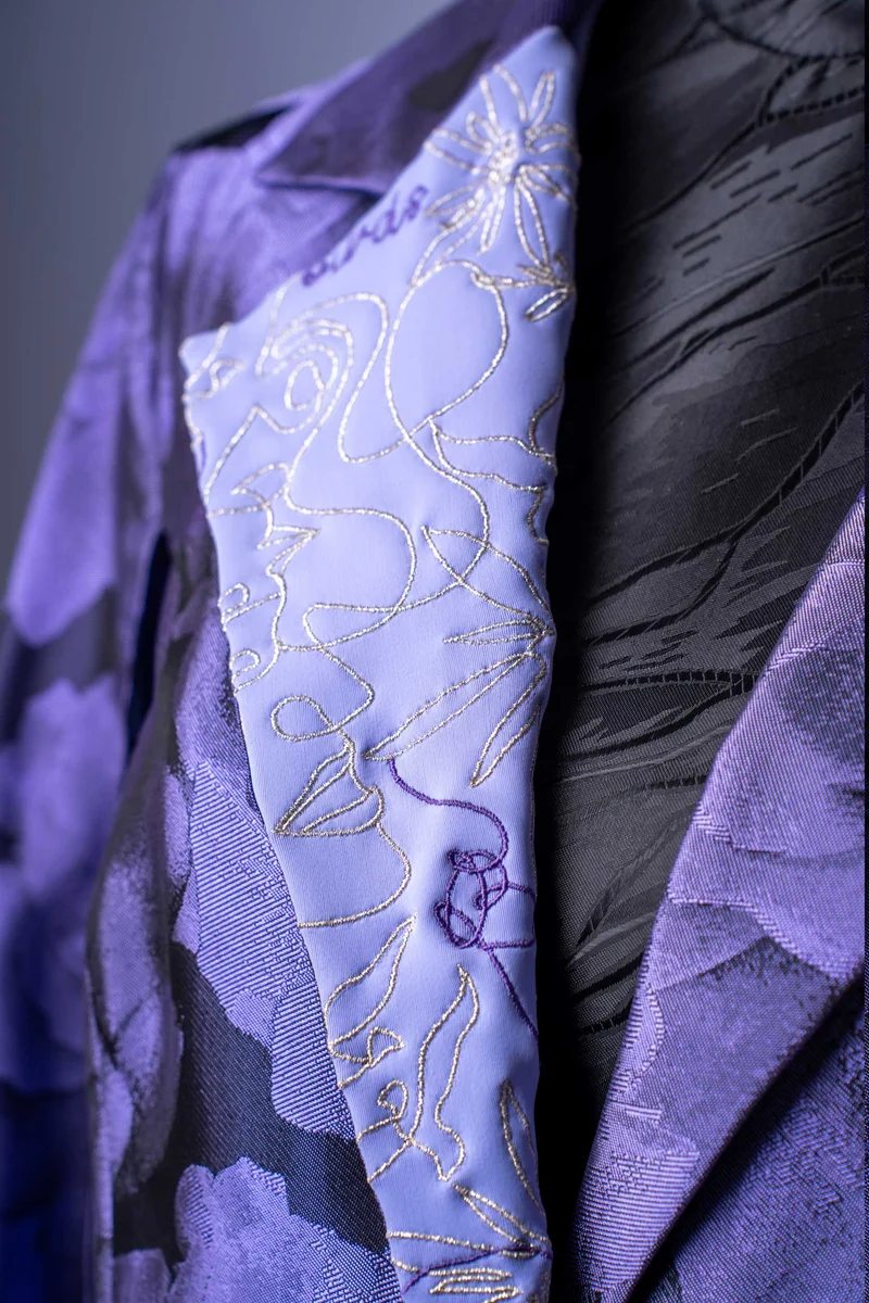 Eleganter Damen-Blazer | Violetter Cape-Stil | Jacquard mit Blumenmuster