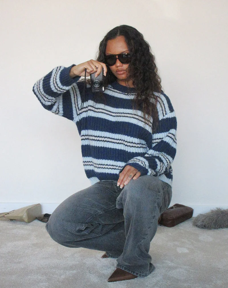 Namirta-Pullover in Marineblau und Hellblau mit schwarzem Streifen
