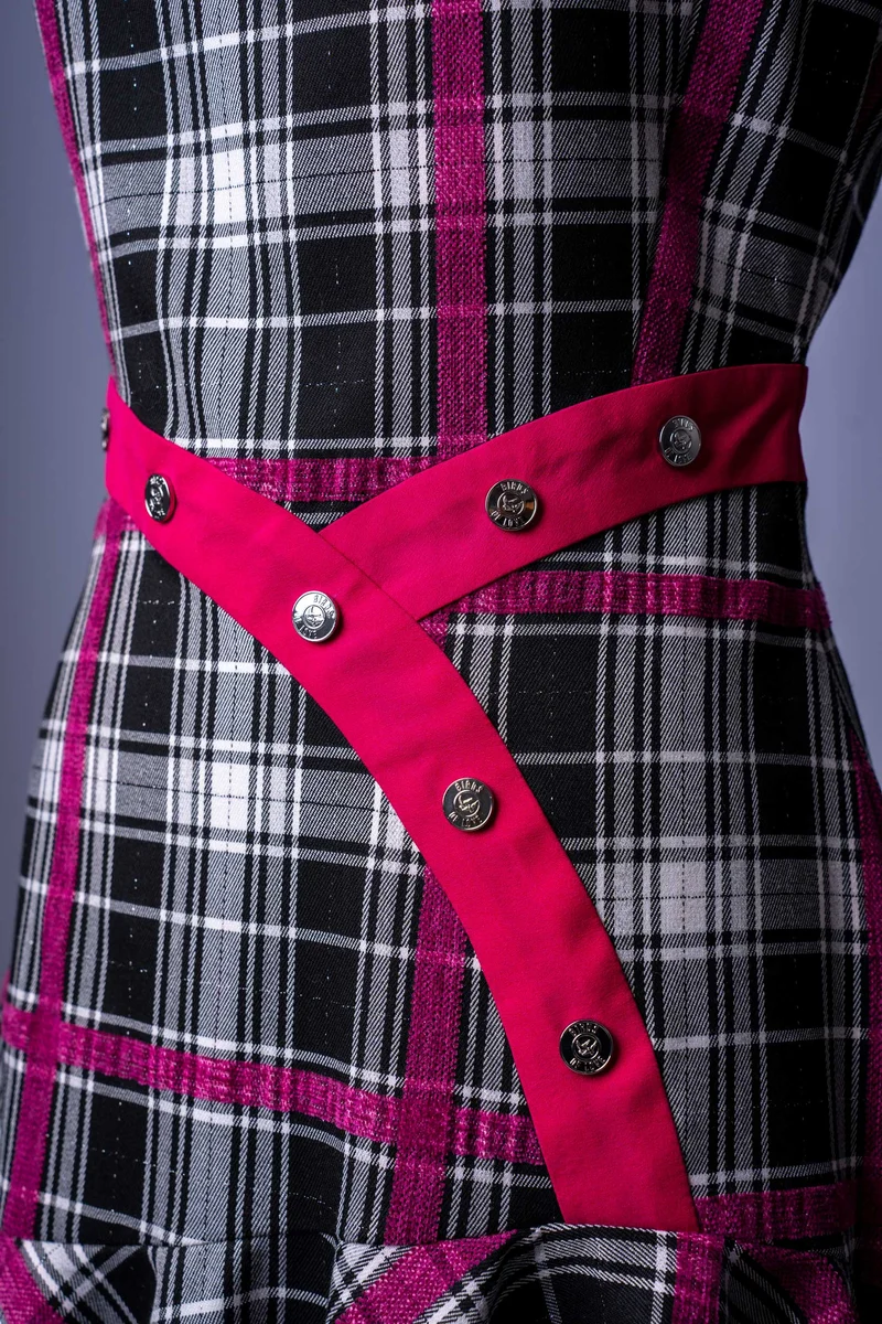 Damen-Outfit 2-Teiler | Karomuster-Kleid & Jacke | Pinke Akzente