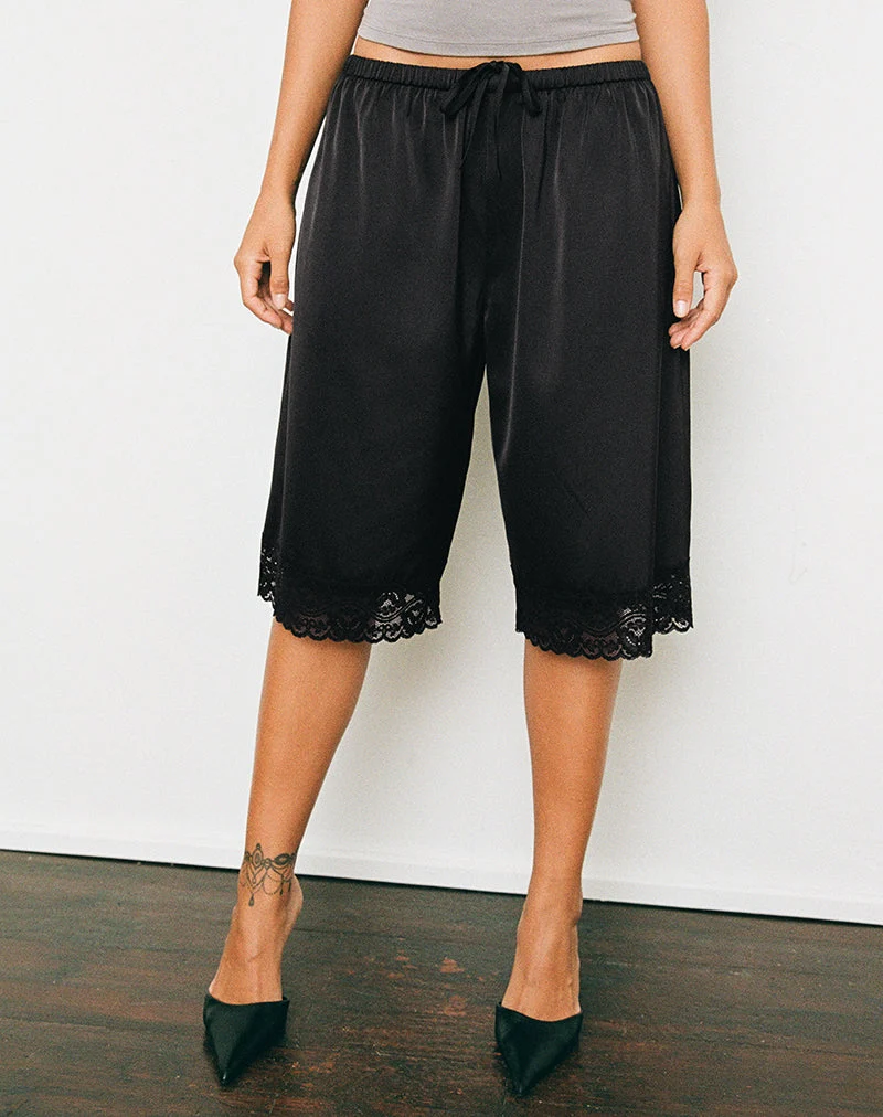 Qiana-Shorts mit Spitzenbesatz aus schwarzem Satin
