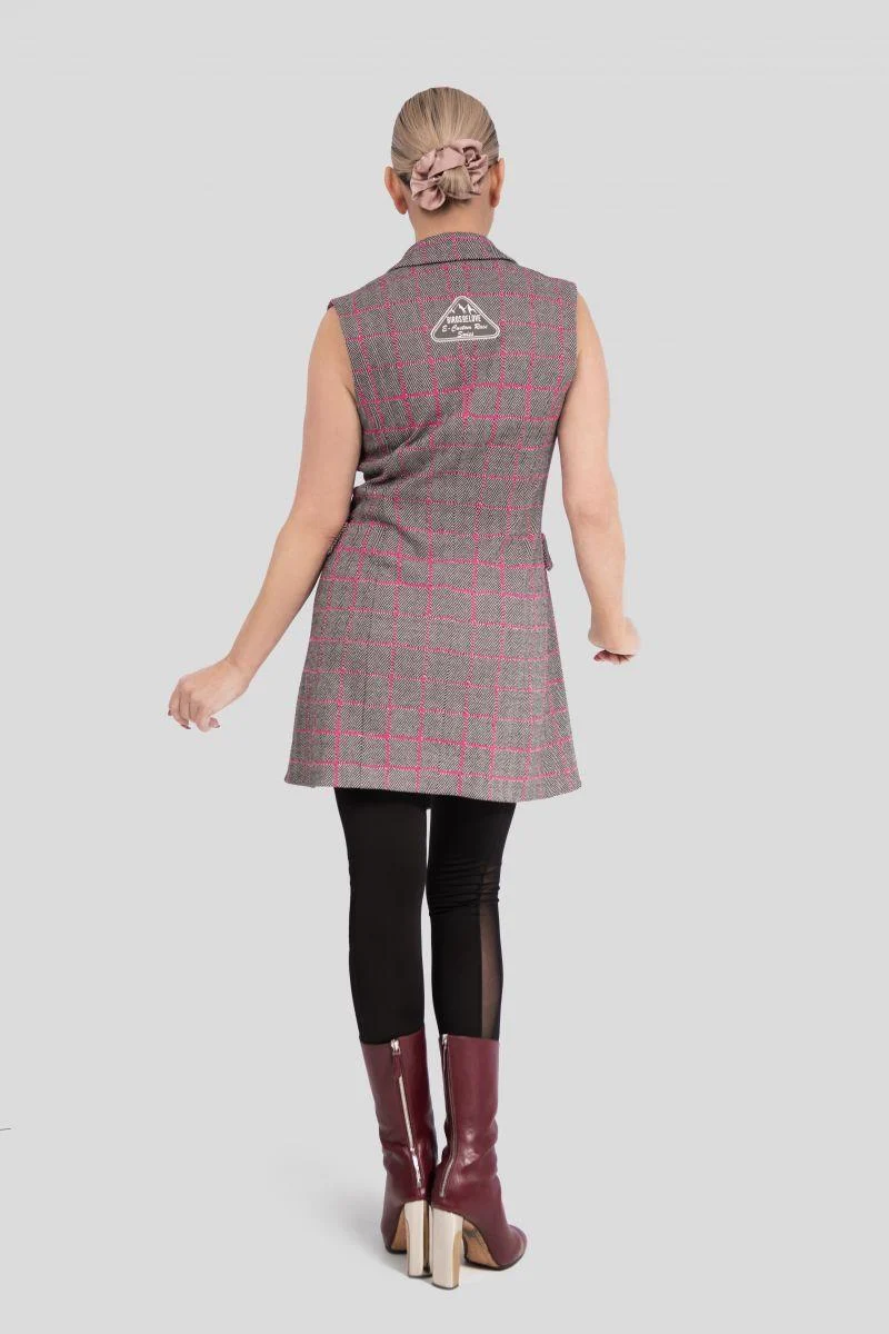 Kariertes Westenkleid aus 100% Wolle in Rosa