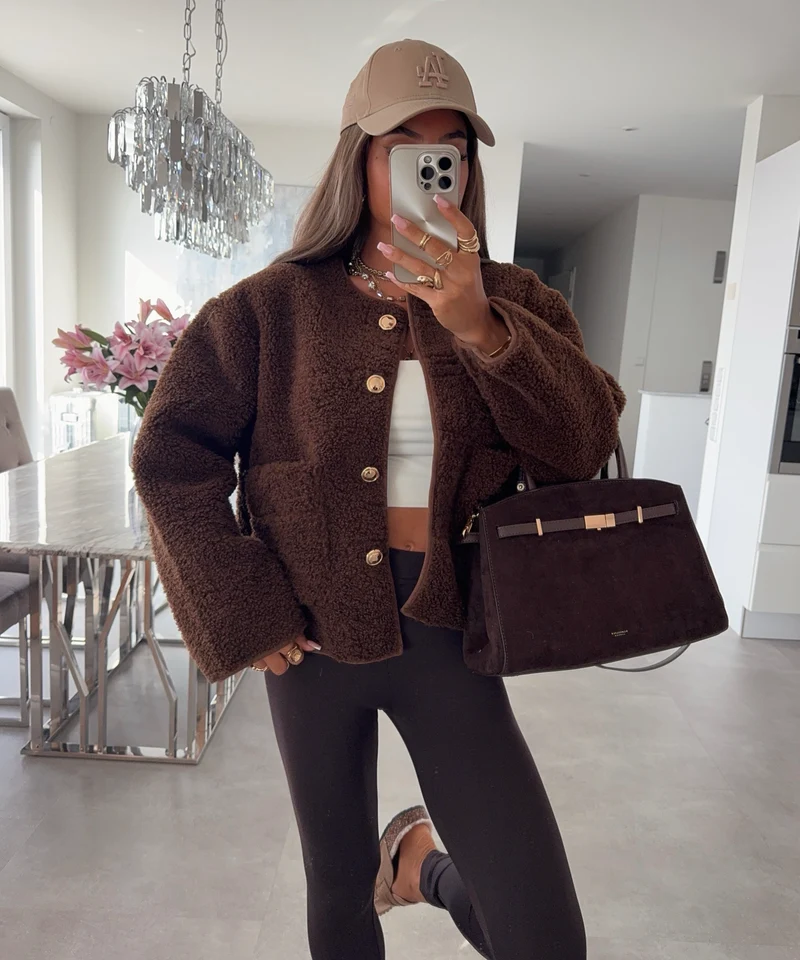 Teddy Jacke Anea Braun