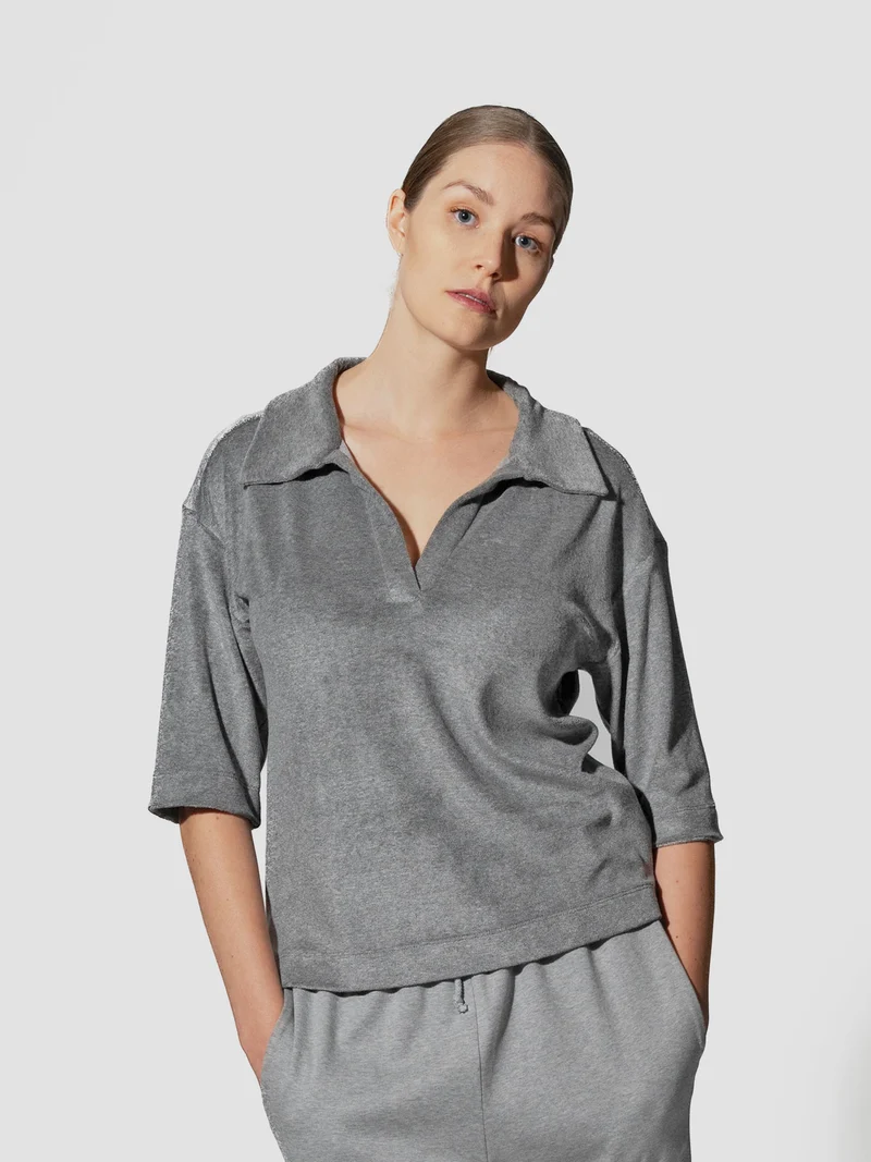 MIA Shirt aus Viskose-Frottee in Grau