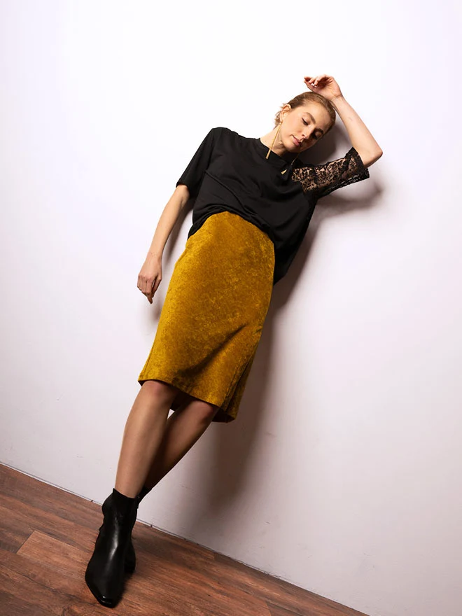 LACEY 2 T-Shirt loose fit – mit Spitze in schwarz