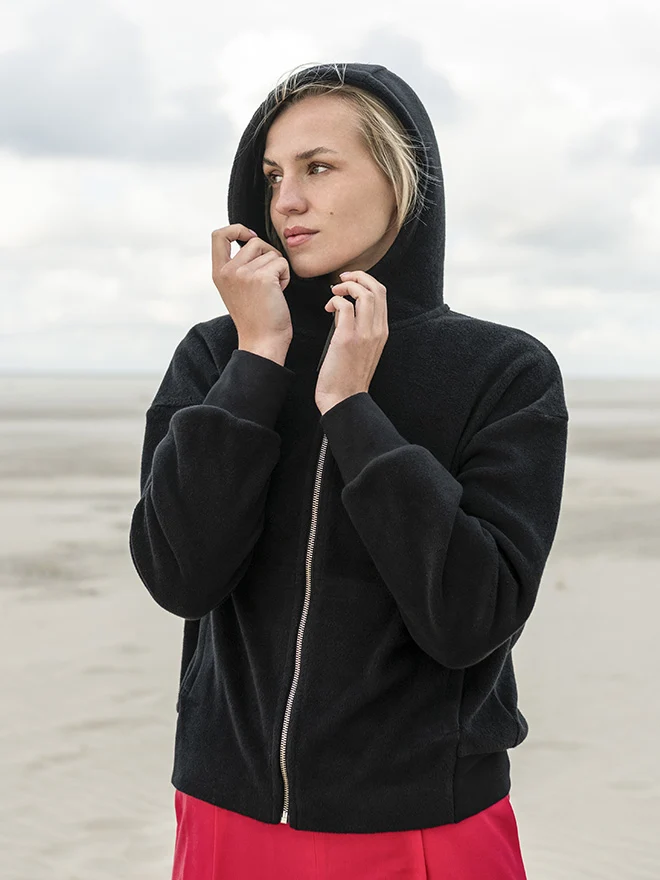 LIV Baumwoll-Fleecejacke – soft & cozy in Schwarz