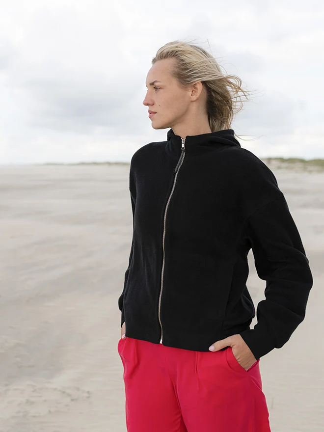 LIV Baumwoll-Fleecejacke – soft & cozy in Schwarz