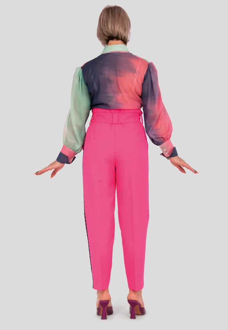 Modische hoch sitzende Hose mit Gürtel für Damen
