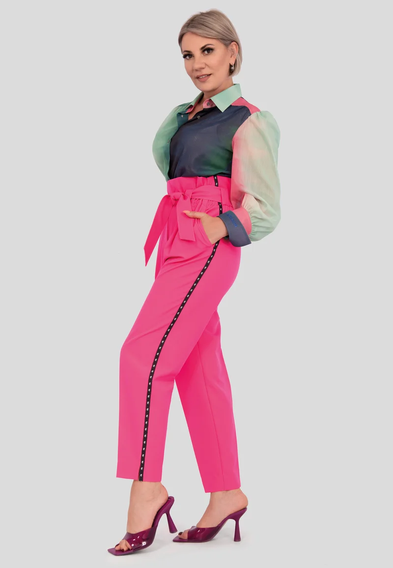 Modische hoch sitzende Hose mit Gürtel für Damen