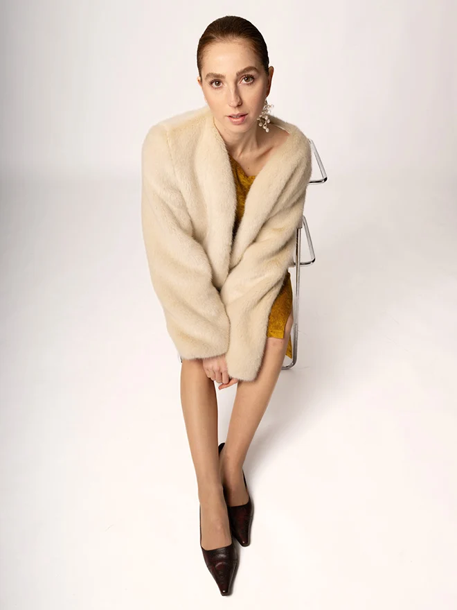 Luxuriöse Fake Fur-Jacke JANNA in beige