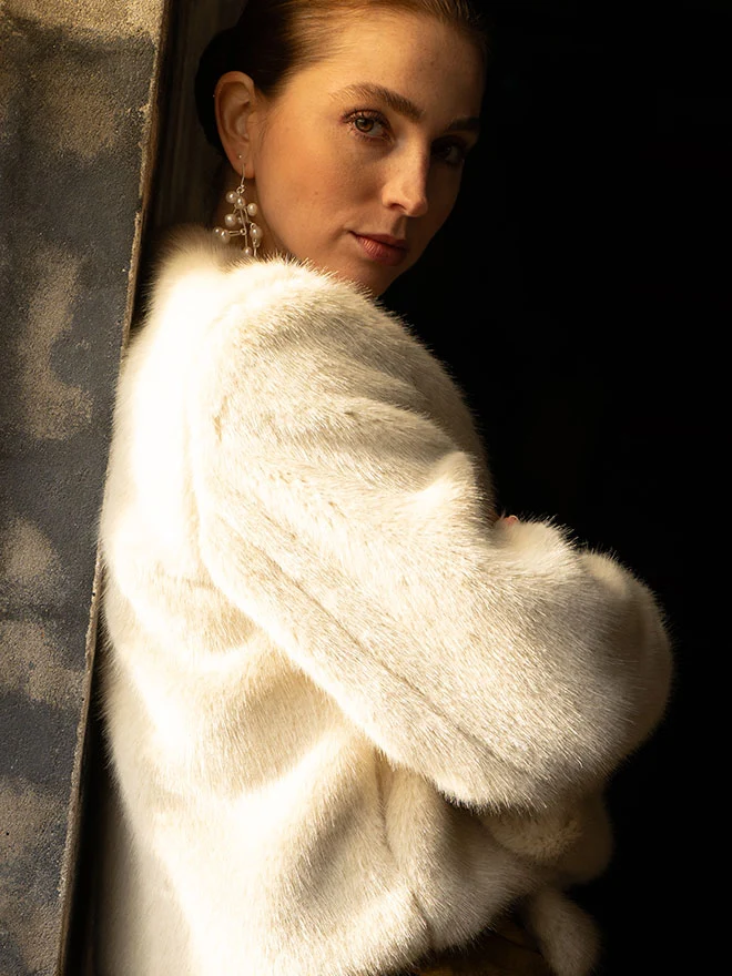 Luxuriöse Fake Fur-Jacke JANNA in beige