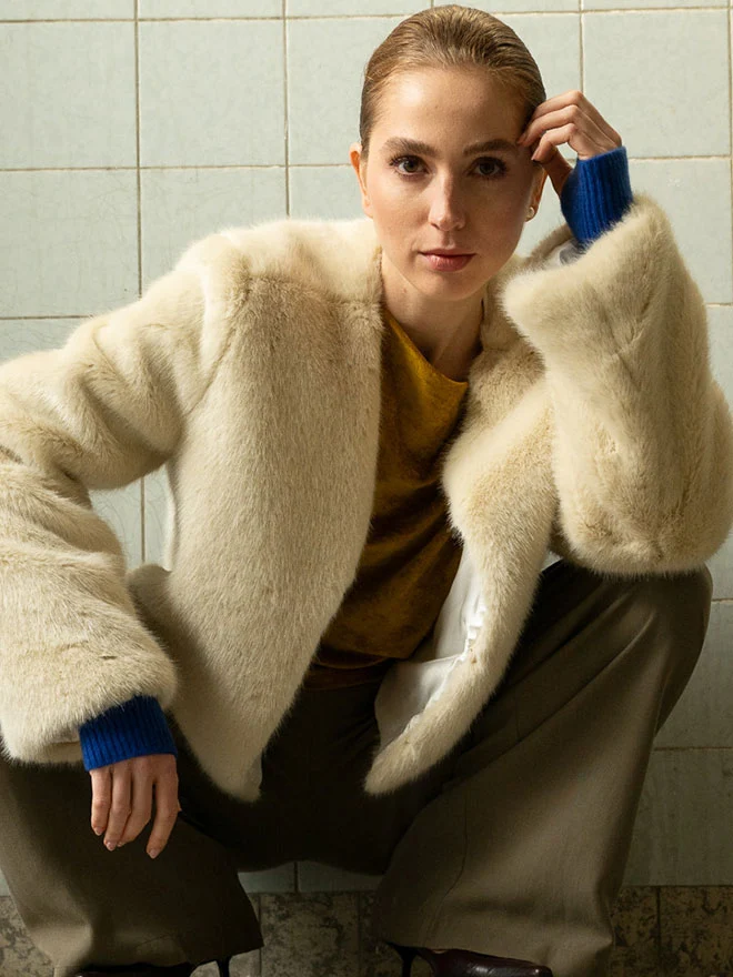 Luxuriöse Fake Fur-Jacke JANNA in beige