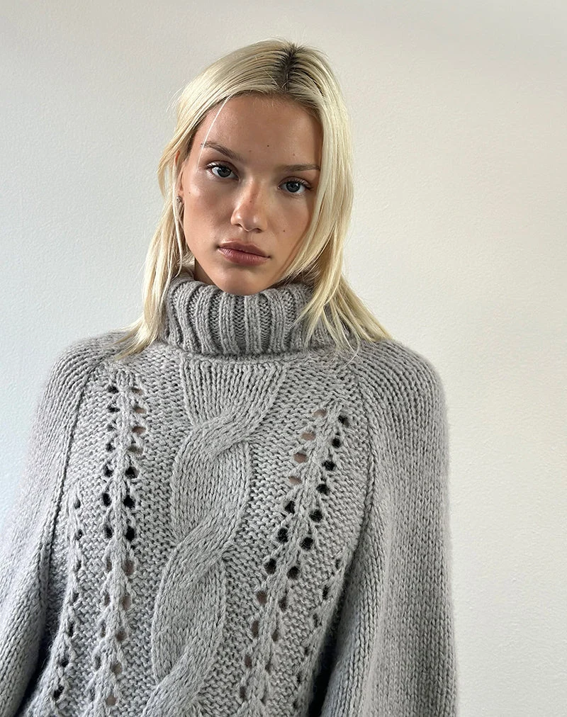 Oswin-Pullover in Zopfmuster, hellgrau