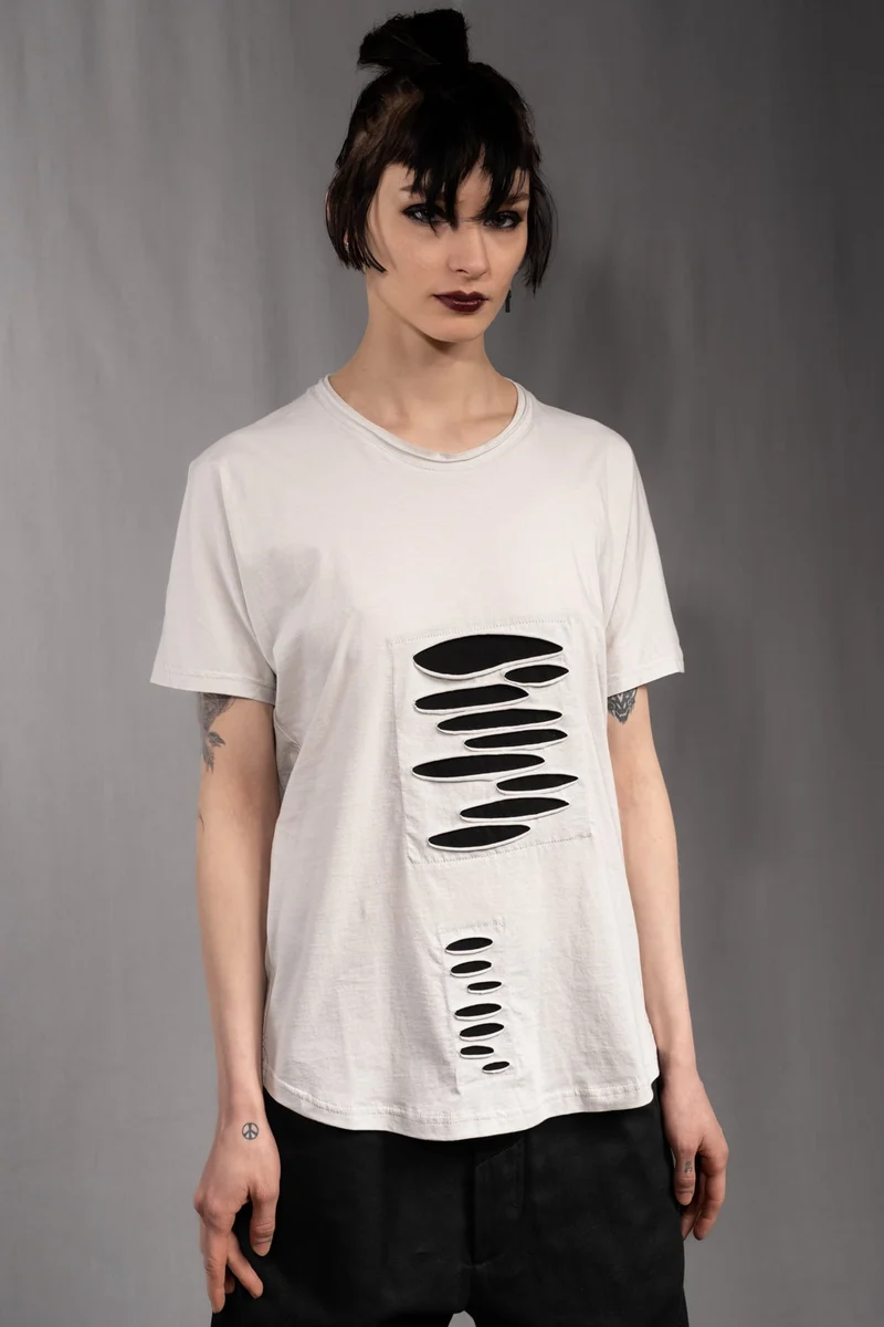 eigensinnig wien | Fontana | Unkonventionelles Baumwoll-T-Shirt mit avantgardistischer Formgebung