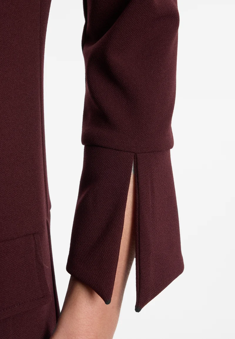 Krepp-Kleid mit Faltenrock Edria