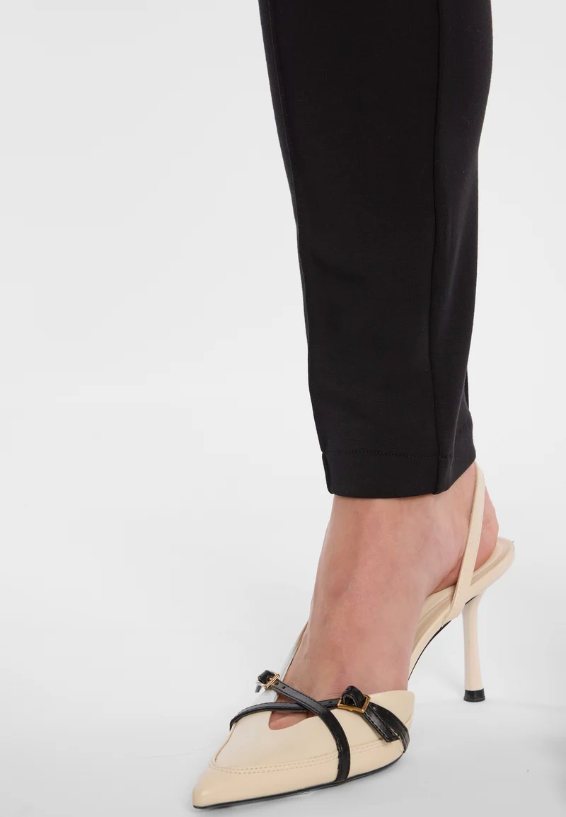 Biesenhose Evylis