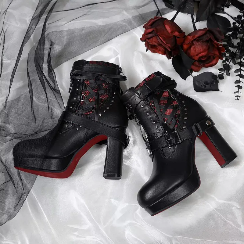 Gothic-Stiefeletten für Damen mit gekreuzten Schnallenriemen, Schnürung und zweifarbiger Plateausohle