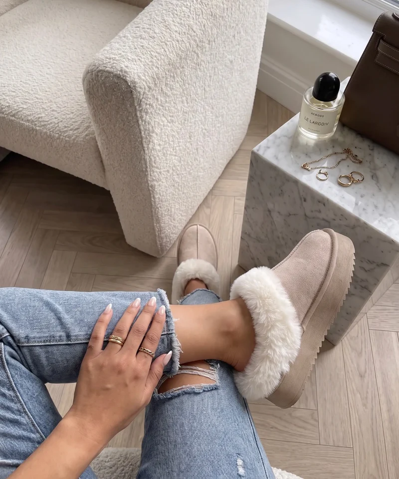 Pantoletten Taya Hellbeige