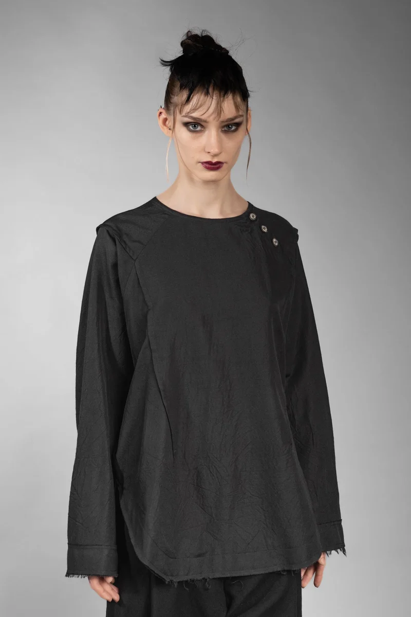 eigensinnig wien | Virilio | Schwarzer Seiden-Wolle-Pullover in Oversize Design