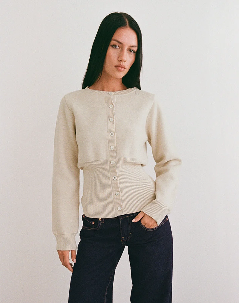 Subra Langärmelige Strickjacke mit geripptem Saum in Elfenbein