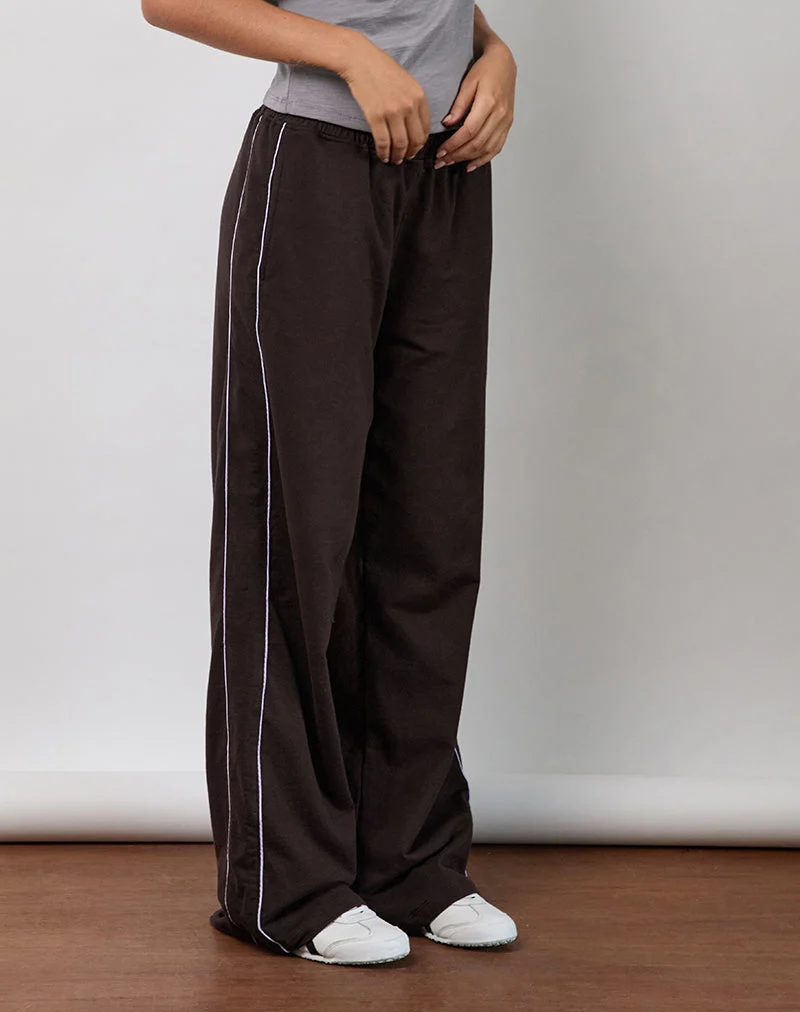 Benton Jogger in Bitter Chocolate mit violettem Einband