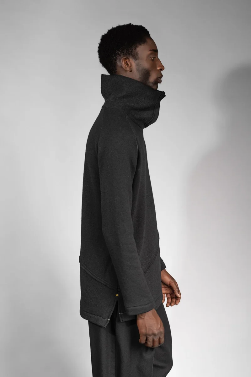 eigensinnig wien | Flaubert | Schwarzer Woll-Strickpullover mit ungewöhnlichem Schalkragen