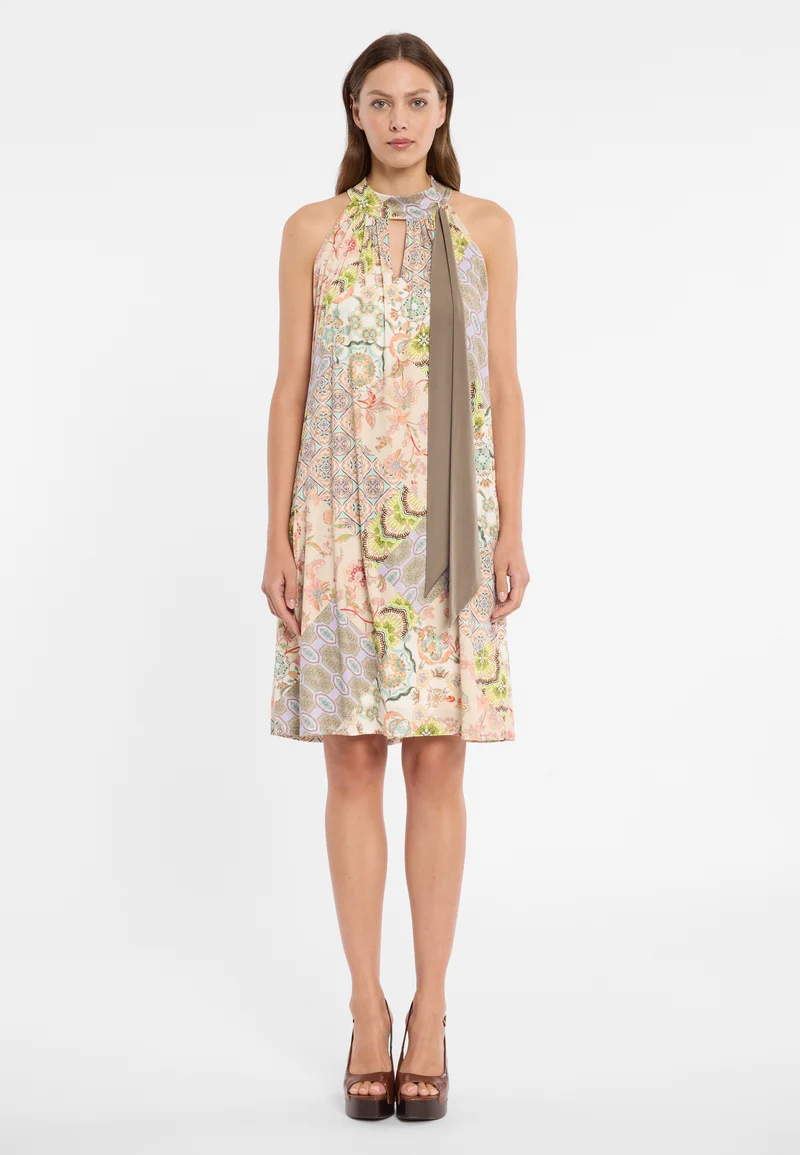 Kleid mit Schal Dorexar