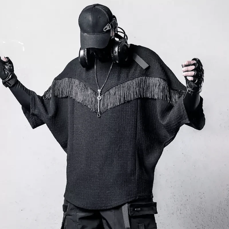 Herren-Techwear-Top mit Fransen, strukturierter Fledermausärmelform