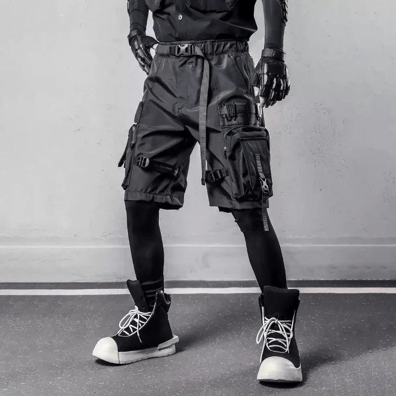 Herren-Cargoshorts mit Schnallenriemen und großer Tasche