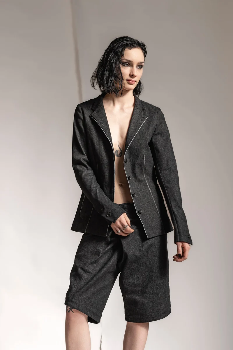 eigensinnig wien | Sontag | Designer Jeansjacke für Damen in Grau