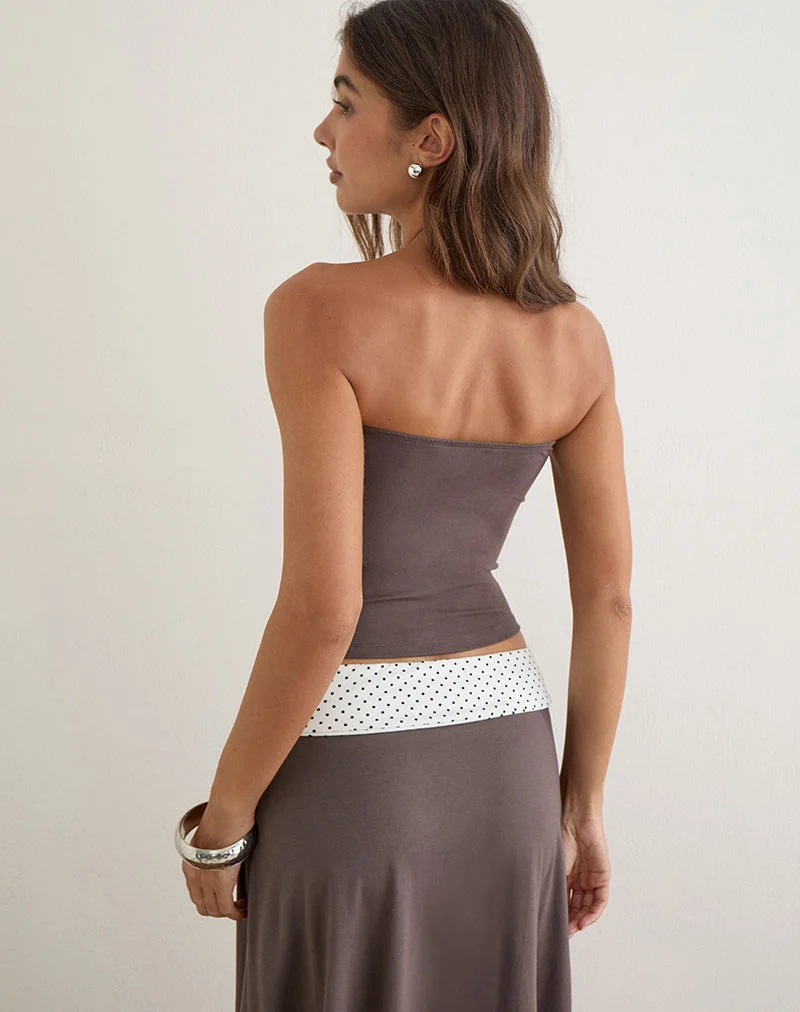 Dayuri-Bandeau-Top in der Farbe „Peppercorn“ mit einem Einsatz mit weißen Polka-Dots