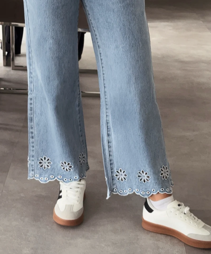 Stretch Straight Leg Jeans Umena Hellblau
